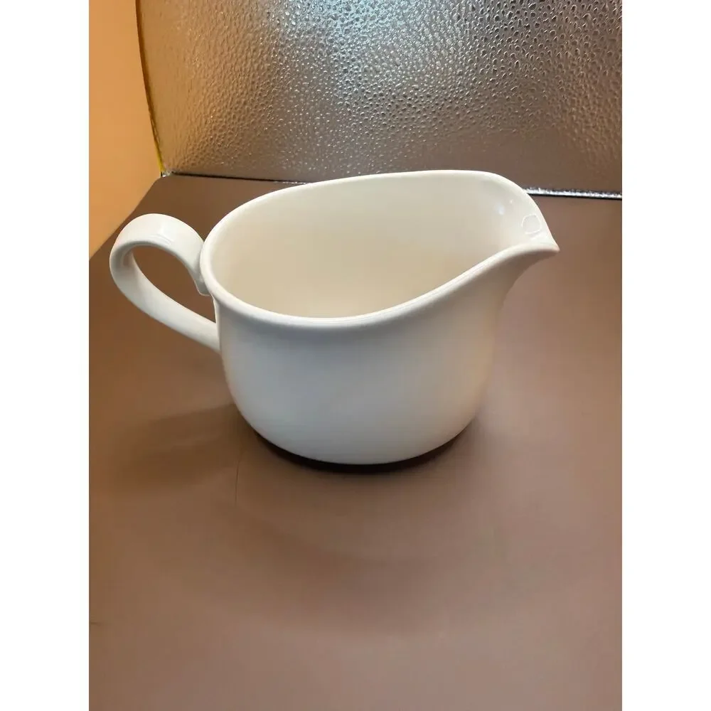 Vintage Corning Ware White Gravy Boat Creamer Sauce Pitcher 81-TY D1